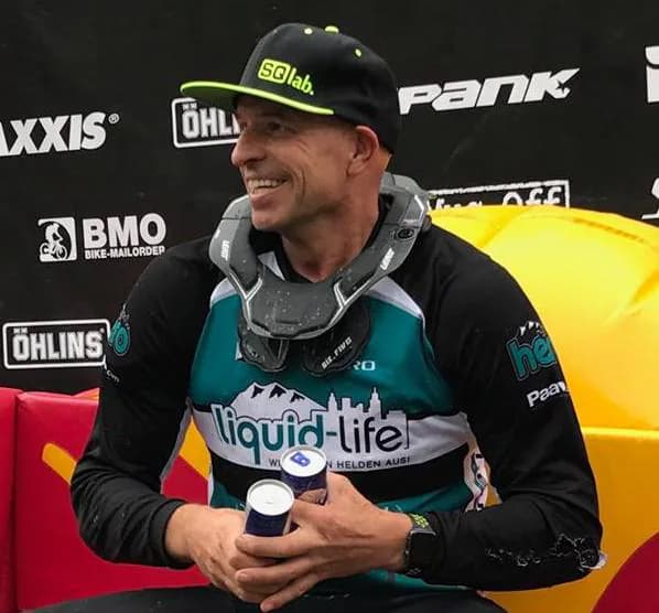 Paavo Spieker auf dem Hot Seat eines Downhill-Rennens in Saalbach-Hinterglemm